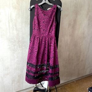 Alice+Olivia Lace Midi Dress Size 0
